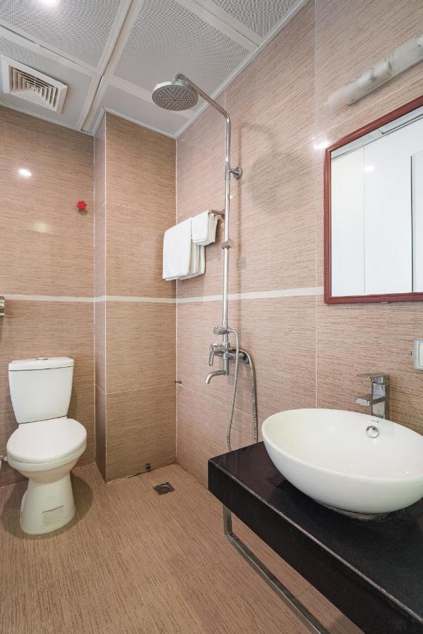 Oyo 210 Saki Hotel 하노이 외부 사진